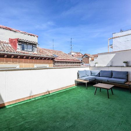 Atico Reformado Con Terraza En Lavapies Lägenhet Madrid Exteriör bild