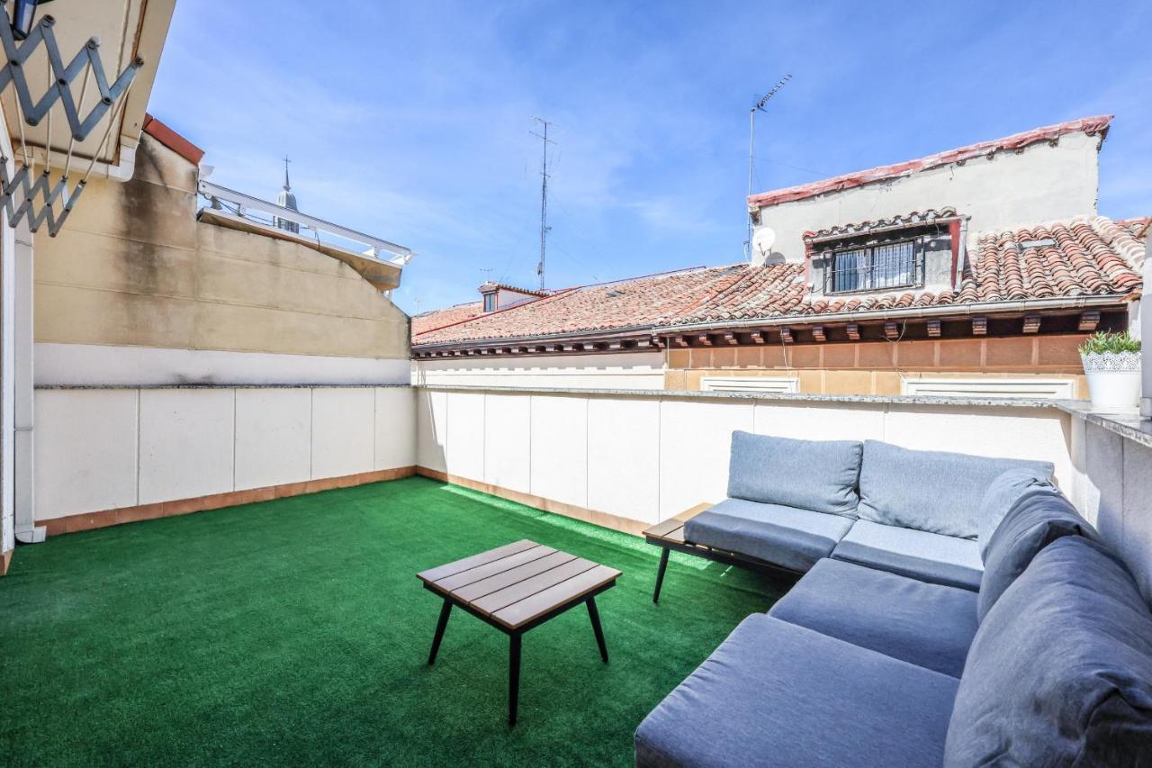 Atico Reformado Con Terraza En Lavapies Lägenhet Madrid Exteriör bild